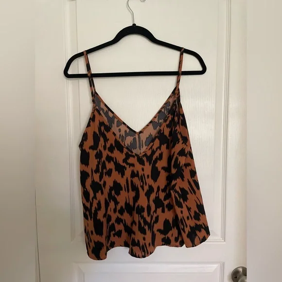 SHEIN XL women’s animal print top - Picture 3 of 3